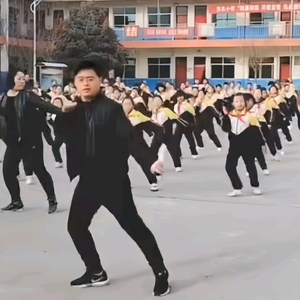 小张老师头像