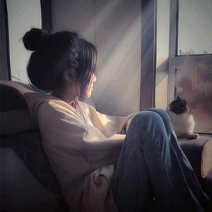 詩雨情头像