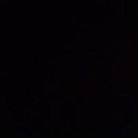 小黑色的衣服头像