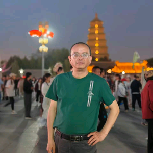 宜宾罗鸿头像