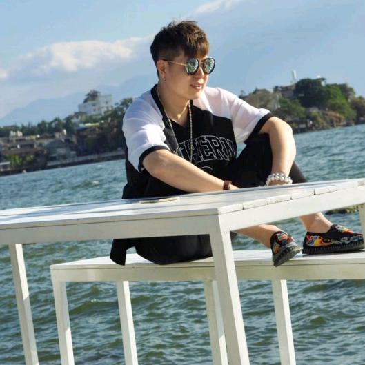 郑州美发房车（街头匠人）头像