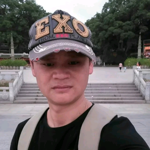 自媒体超哥头像