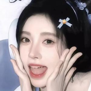 鞠小祎头像