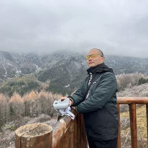 梓州小李哥头像