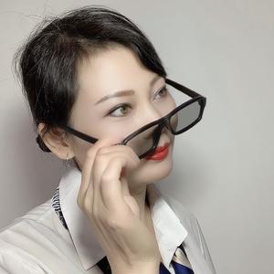 荷姐头像