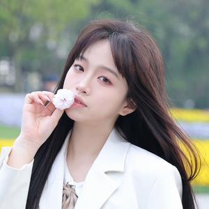 三白的w头像