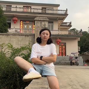 静静的呆着头像