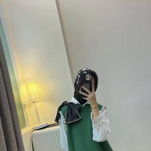 伊穆女孩小雅头像