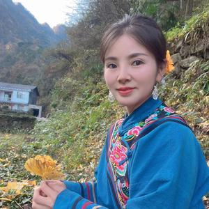 土家华妹头像