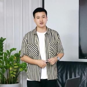 王校聊教培头像