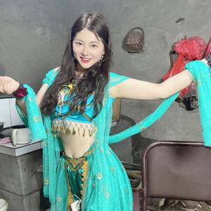 杨美丽流浪记大号《这个号不用了》关注小号头像