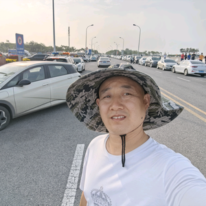 小丰在旅行头像
