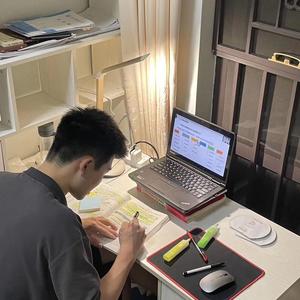 佳豪的人生头像