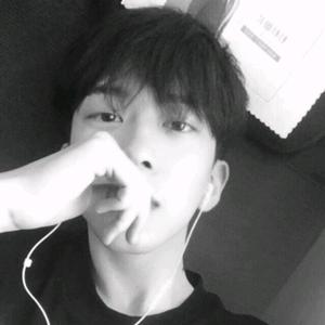 高中知识小编头像