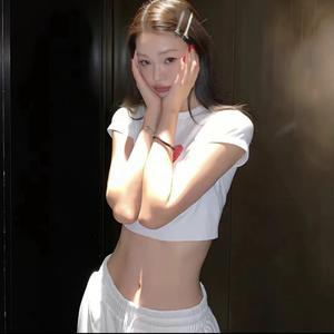 甜甜向上头像