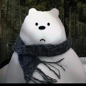孤零零的月亮头像