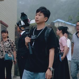 广西黄小五头像