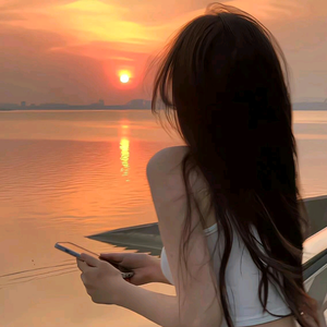 草莓爱看剧头像