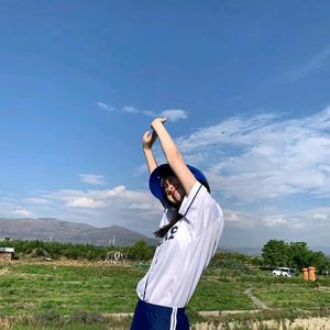 陈雯雯来来来头像