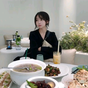 小梦的低卡美食头像