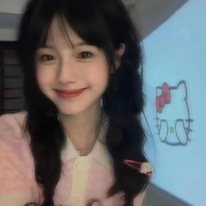 多的日常哦头像