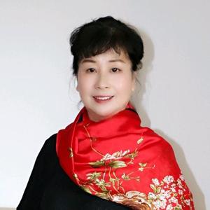玲玲头像