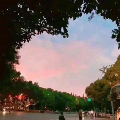 一个人是怎么练废的头像