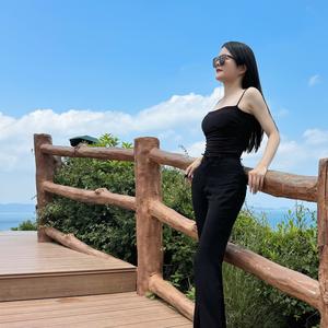 梁小姐头像