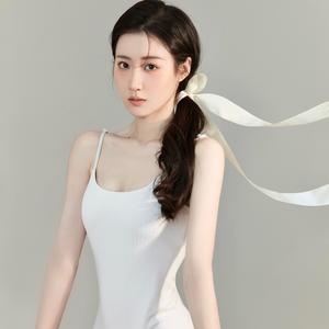 小晗同学头像