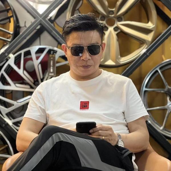 武汉张衡贴膜头像