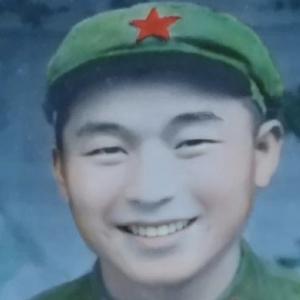 真帅卢德荣头像