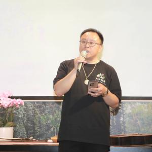 赵文山头像