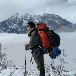 行者无疆之阅山河头像