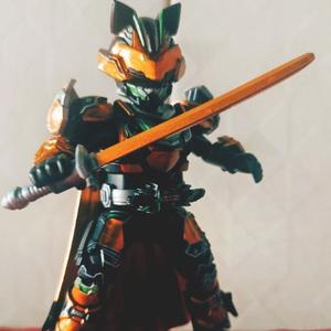 太狸武士刃金眼头像