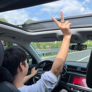 钟洋（实体线上运营）头像