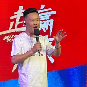 张涛头像