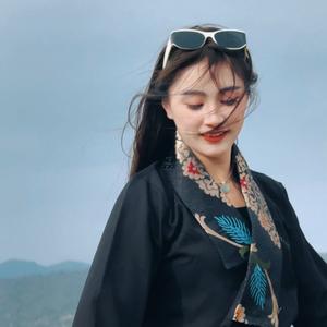 迪庆戏精头像