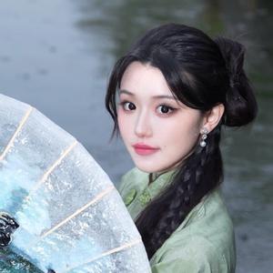 薇薇学姐（非遗版）头像