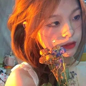 团子有点饿 头像