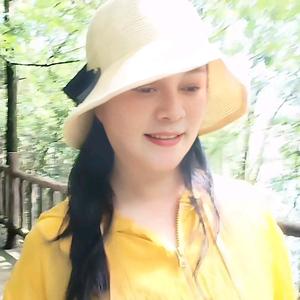 爱旅游的云姐头像