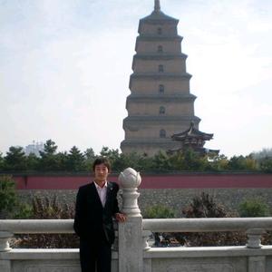 惟愿头像