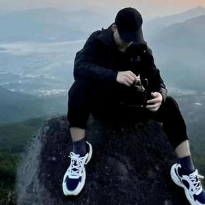雾雨头像