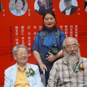 雾中探幽的趣者头像