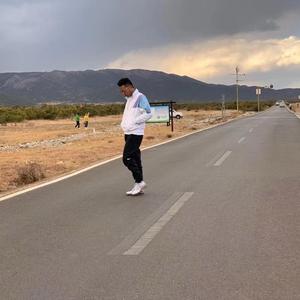 小阿雷头像