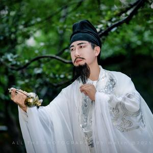 贾太白头像