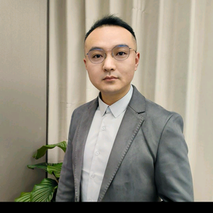 武汉大余说房头像